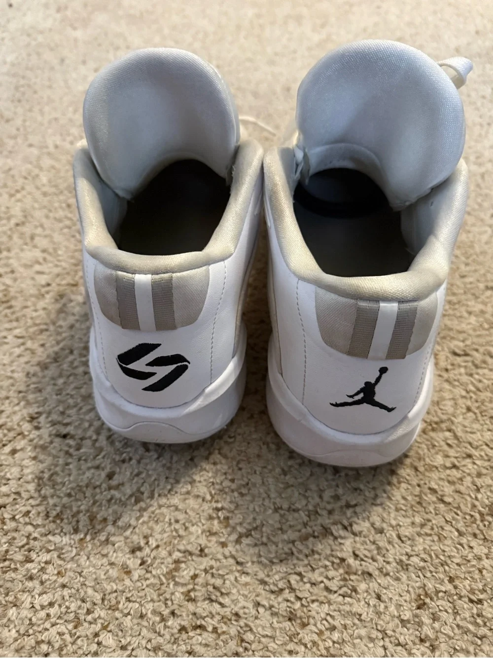 Jordan sleek low